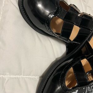 Classic Black ladies Shoes